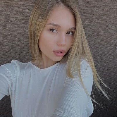 Порнозвезда: Allinika (Аллиника)