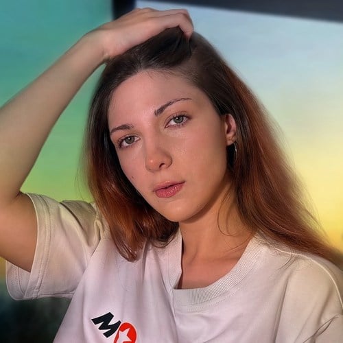 Порнозвезда: Lika Busy (Лика Бизи)