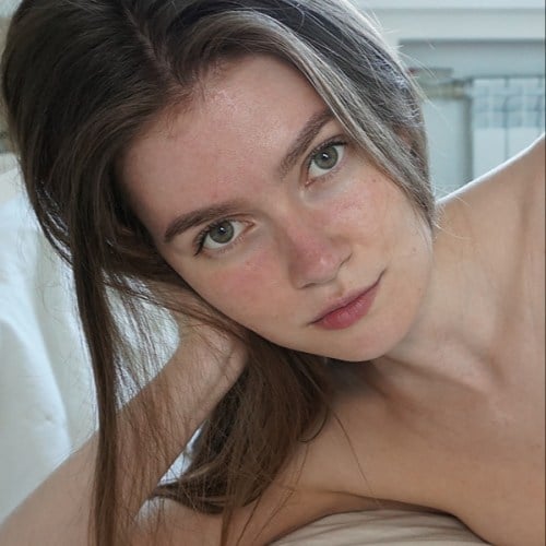 Порнозвезда: Mirari Hub (Мирари Хаб)