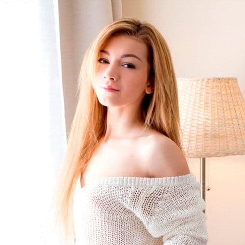 Порнозвезда: Sonya Sweet (Соня Свит)