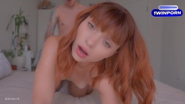 Майя Лис трахается с парнем а ее подруга тайно наблюдает и мастурбирует пизду